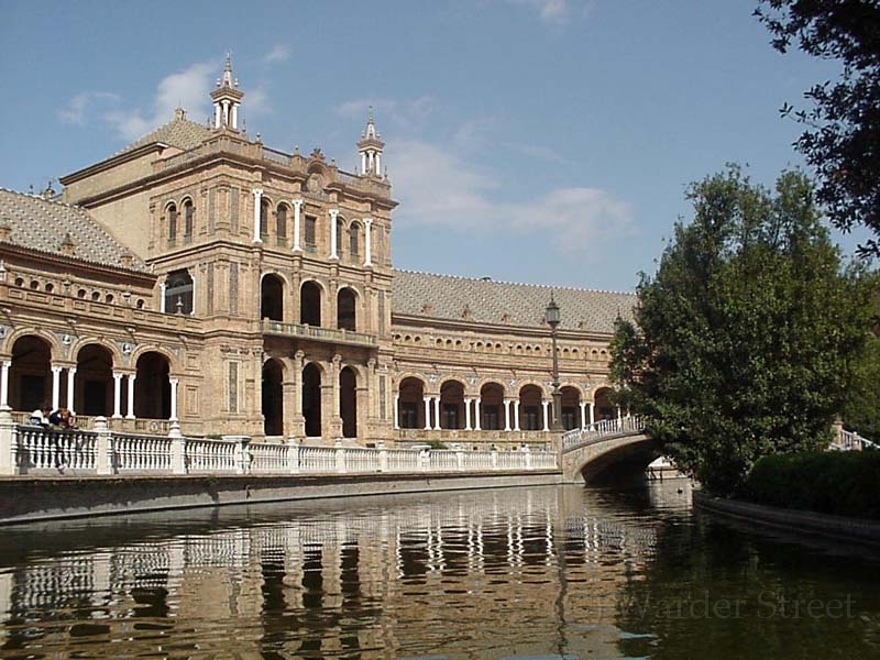 Plaza De Espana In Sevilla 13.jpg